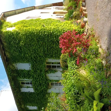 Holiday home T2 Dans Demeure De Charme Sainte Marie de Gosse