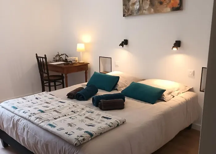 T2 Dans Demeure De Charme Holiday home Sainte Marie de Gosse